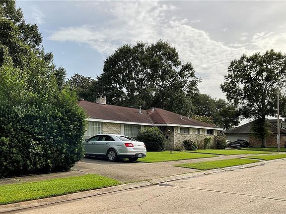 2nd image of 3229 Metairie Ct