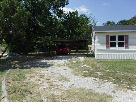 3rd image of 1221 Apryl Dr