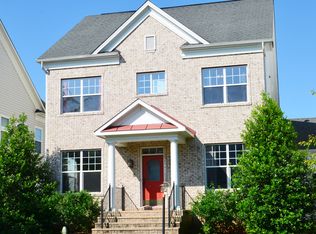 8962 Junco Ct, Gainesville, VA 20155