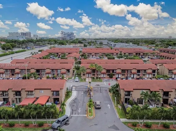 1809 SW 107th Ave APT 2707, Miami, FL 33165