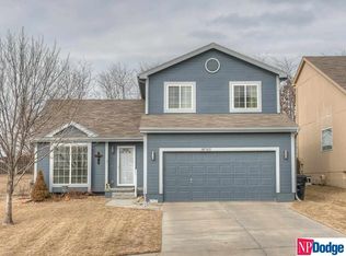 18762 L St, Omaha, NE 68135