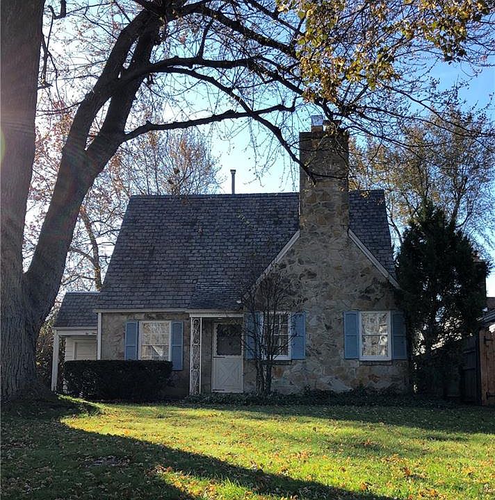 1st image of 275 Woodcrest Blvd