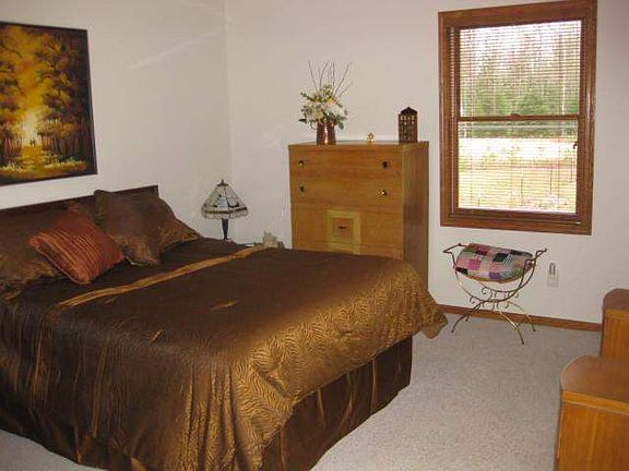 5th image of 1364 Club Ave