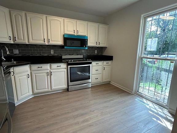 4th image of 822 Wheeler Hill Dr SE