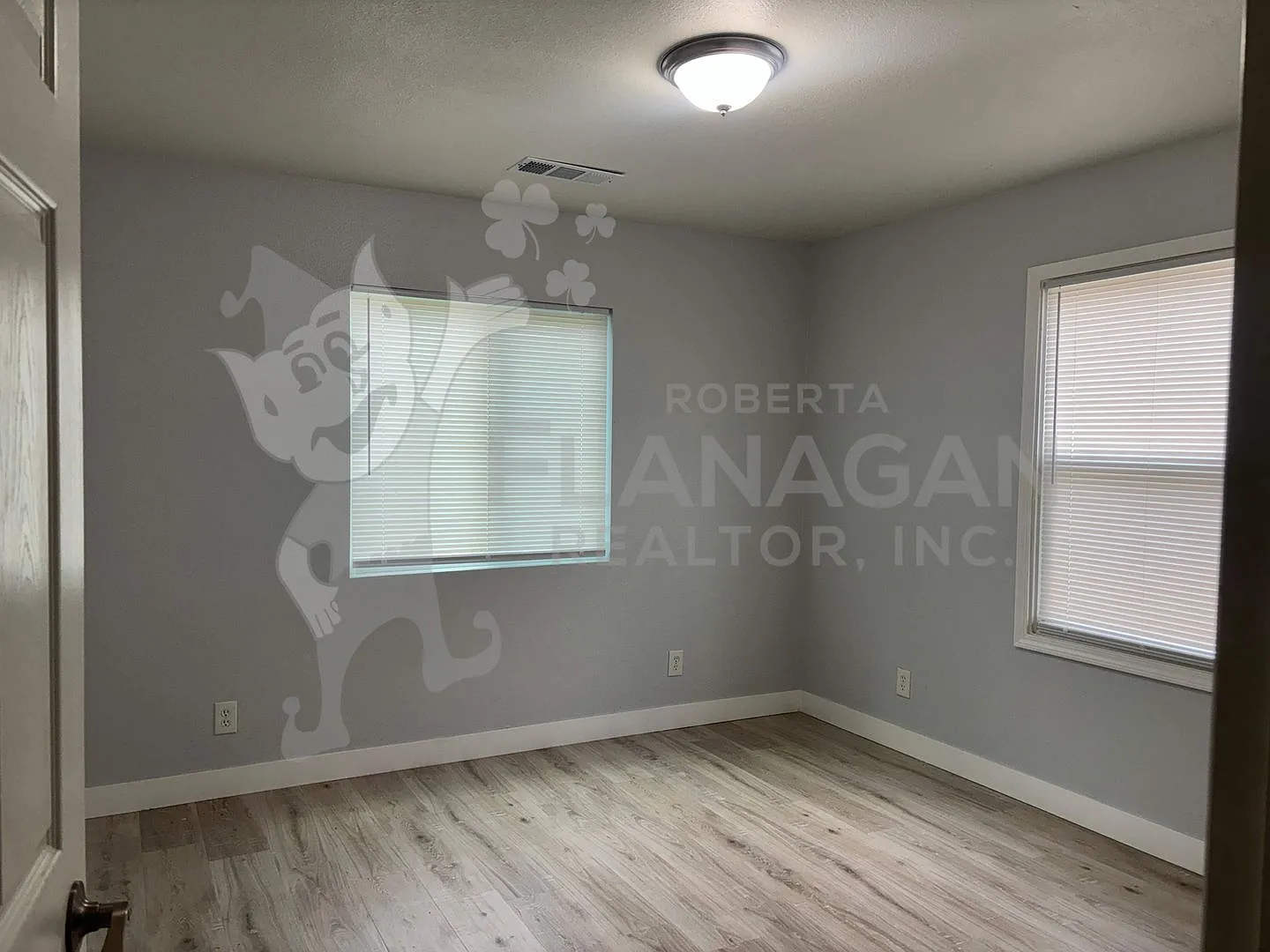 3 Bedroom/ 2 Bathroom Home — Photo 4
