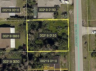 17136 Johnston Dr, Fort Myers, FL 33967