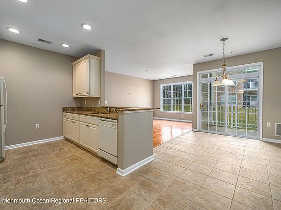 2nd image of 417 Sophee Lane