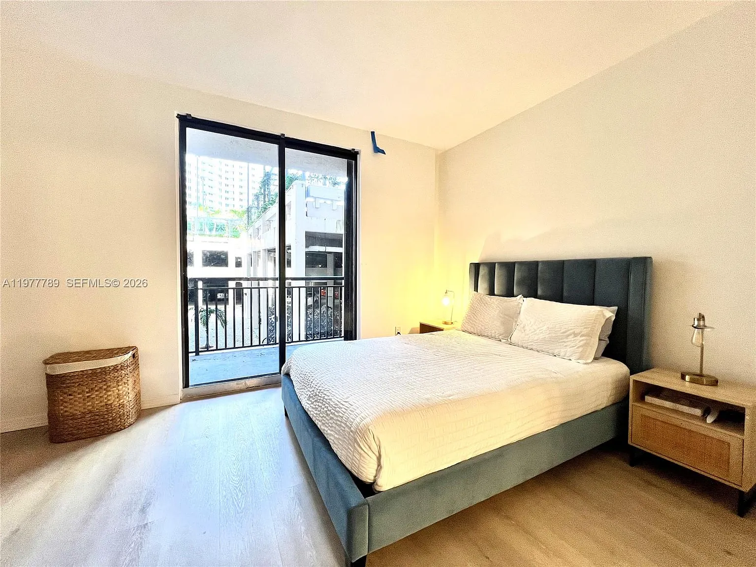 1 bed, 1.0 bath, $2,800 — Photo 4