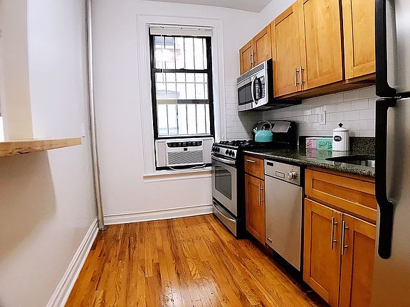 2nd image of 54 Saint Nicholas Ave #1B