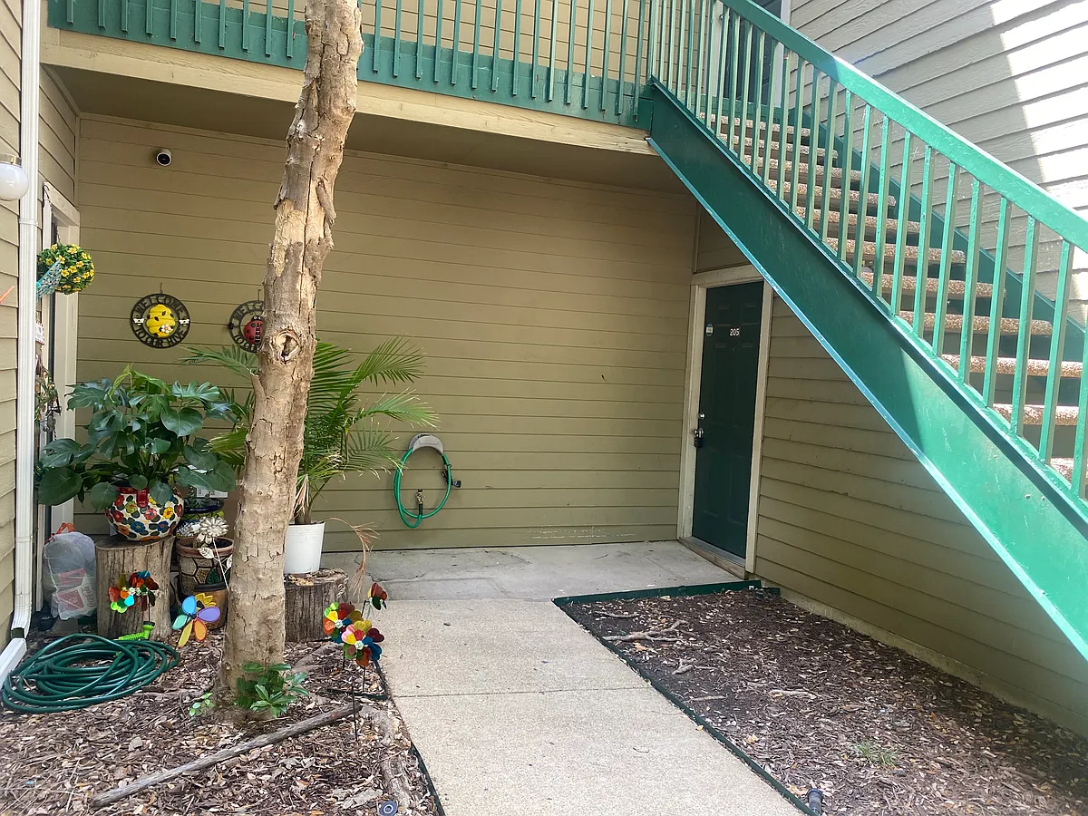 Building Photo - 4103 Esters Rd #205