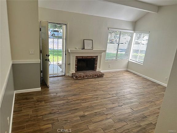 3rd image of 113 Surrey Way