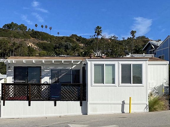 2nd image of 16321 Pacific Coast Hwy Space 128
