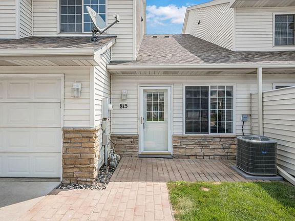 3rd image of 815 Ferdinand Dr