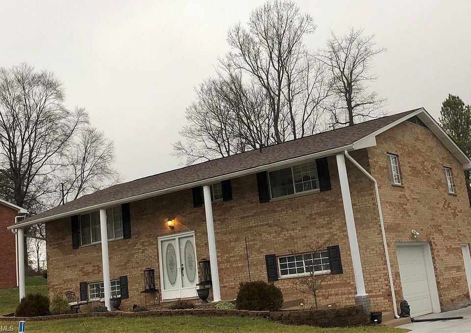 1st image of 355 Kittle St