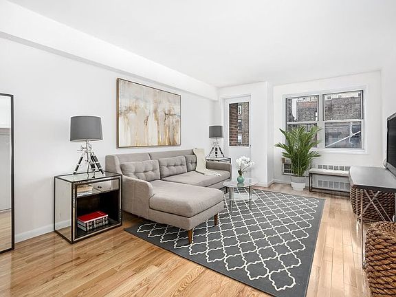 2nd image of 170 W 23rd St APT 4V