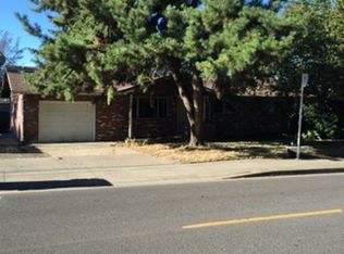 2483 10th St, Springfield, OR 97477