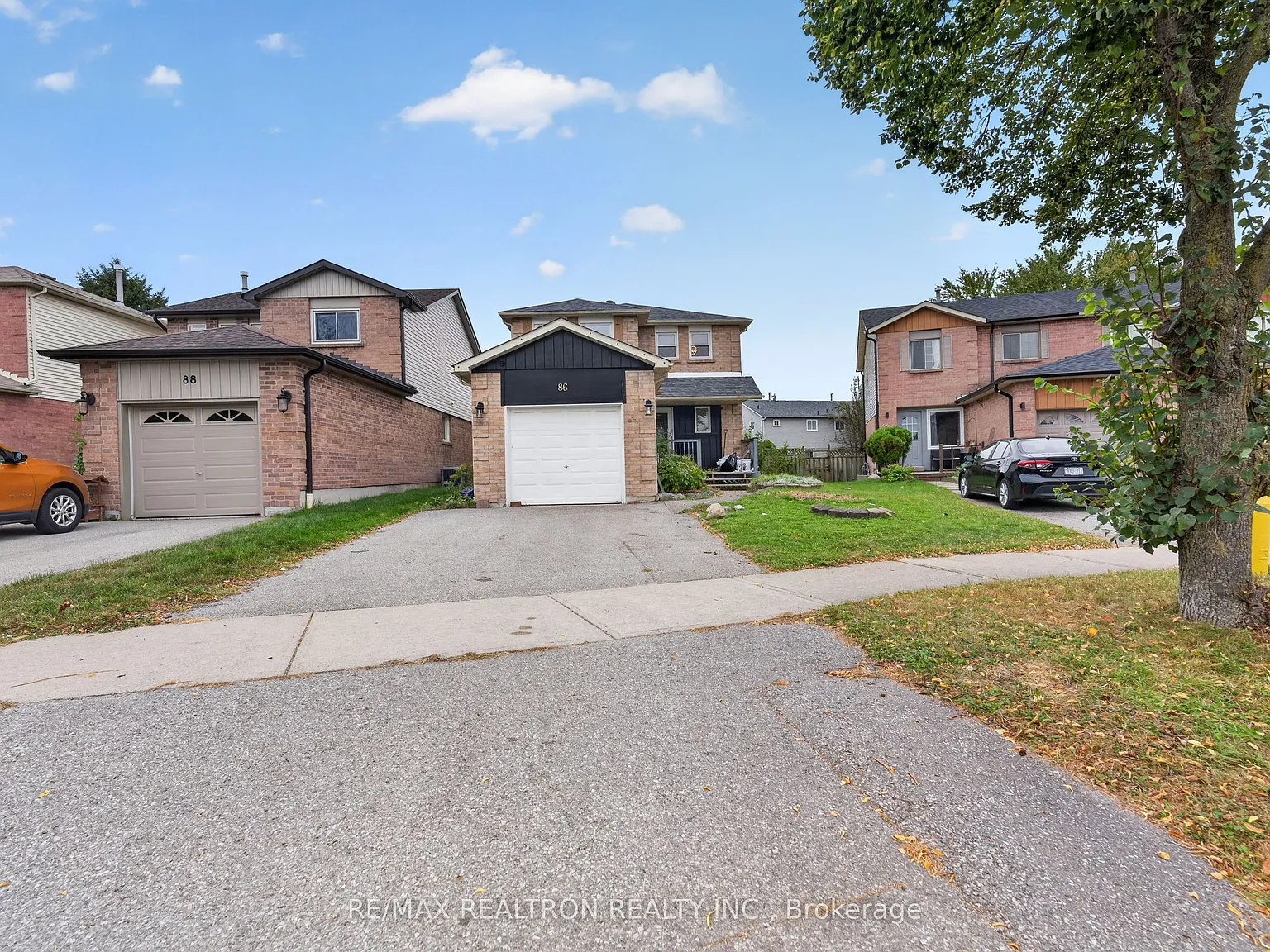 3 bed, $2,999 — Photo 2