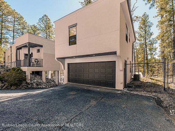 3rd image of 118 Evans Rd