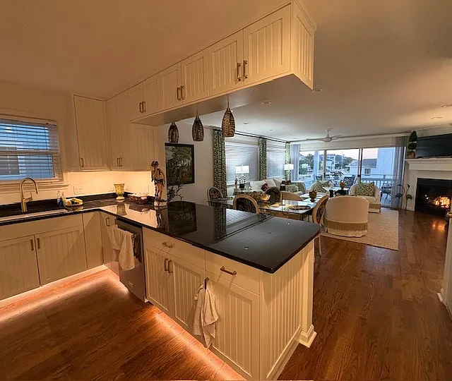 304 Causeway Dr #B — Photo 4