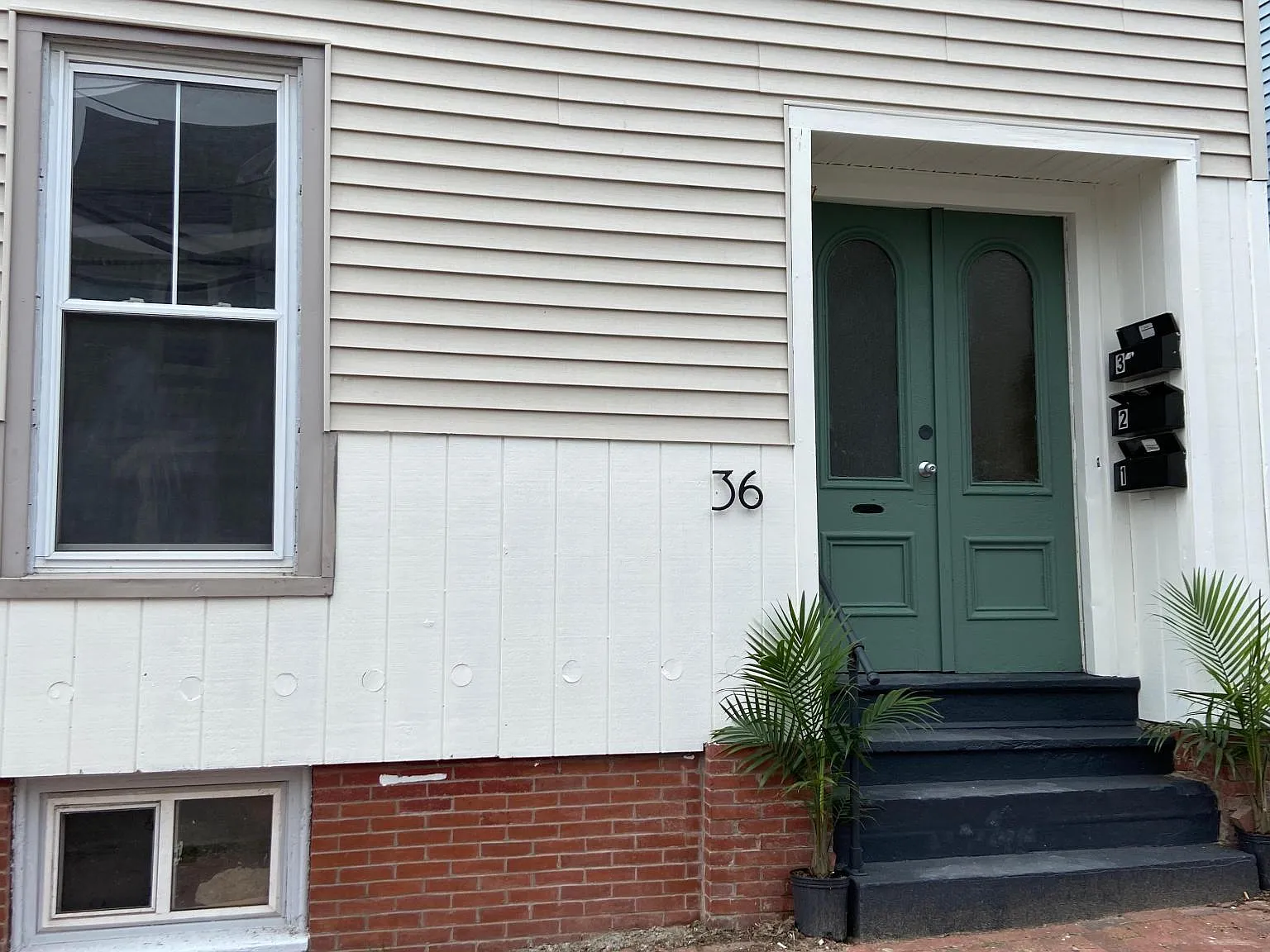 36 Hampshire St — Photo 1