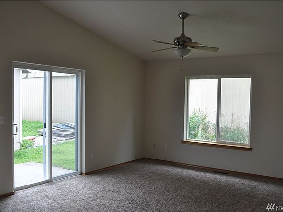 5th image of 25 Hill Dr