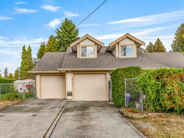 19573 116b Ave, Pitt Meadows, BC V3Y 1R8