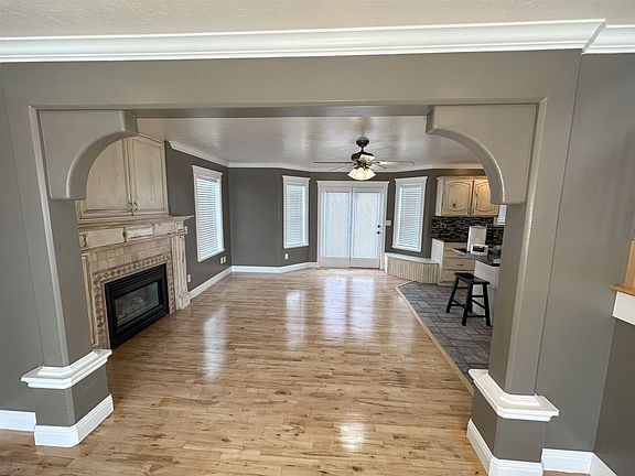 5th image of 1620 Calico Cir