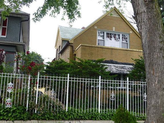 2nd image of 1130 N Mason Ave