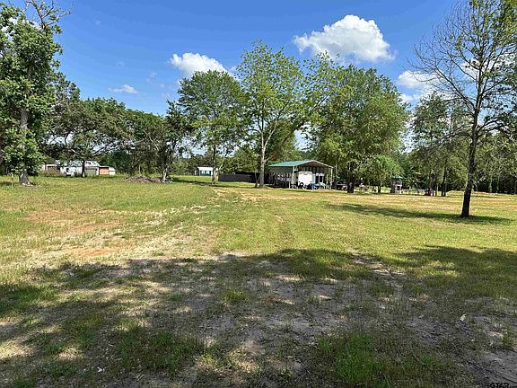5th image of 1032 County Road 4910