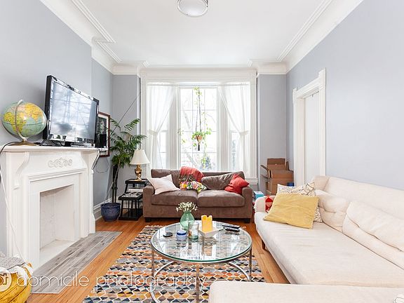 5th image of 2903 W Belden Ave #2