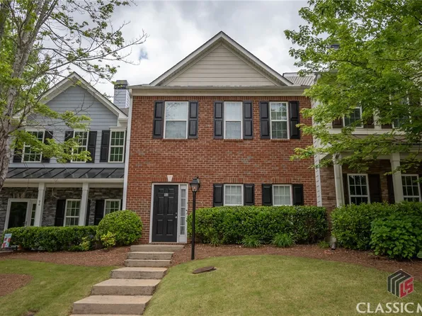 96 Portico Place, Newnan, GA 30265