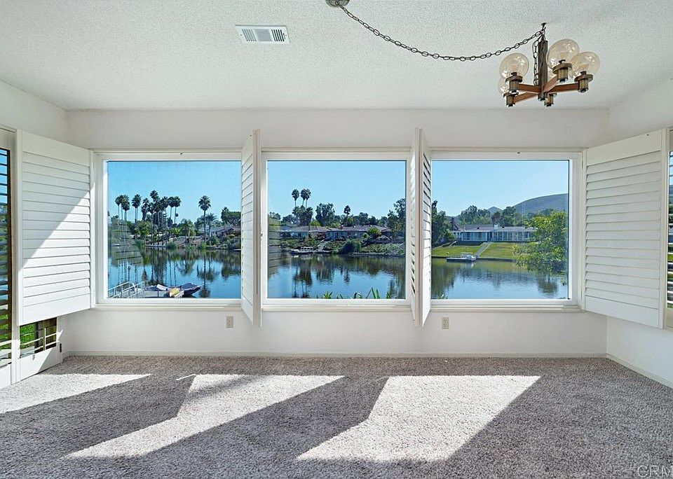 1st image of 1503 La Fiesta Dr
