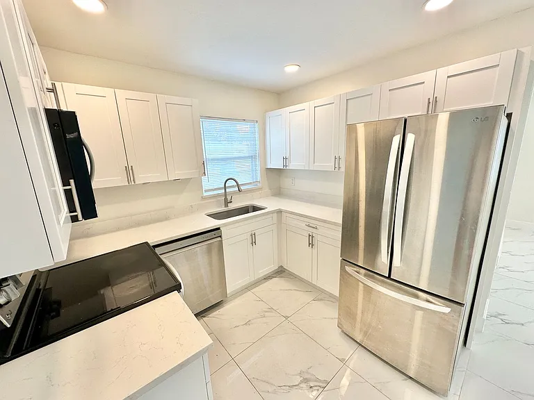 P (Stanton 1285 S Alhambra Cir) — Photo 3