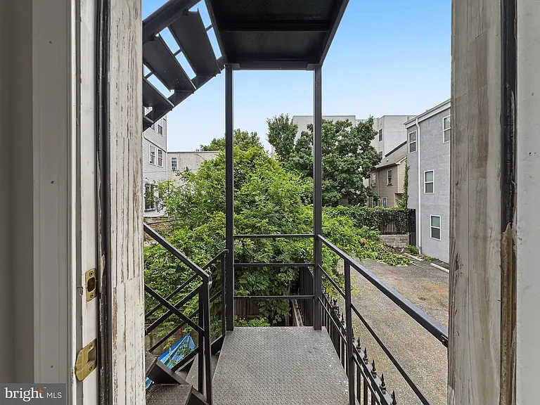 1811 Cecil B Moore Ave #C — Photo 20