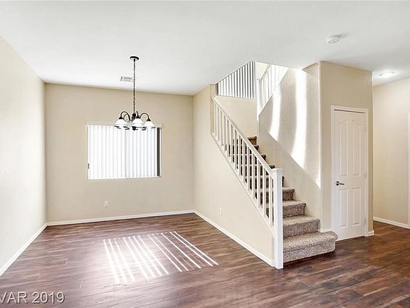 5th image of 1109 Echo Beach Ave