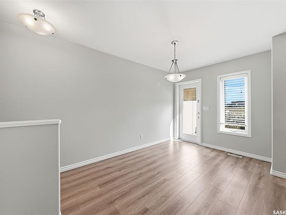 4th image of 351 Palliser WAY