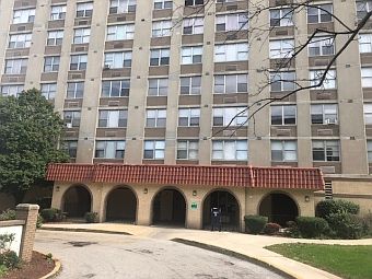 1st image of 4300 W Ford City Dr APT 1102