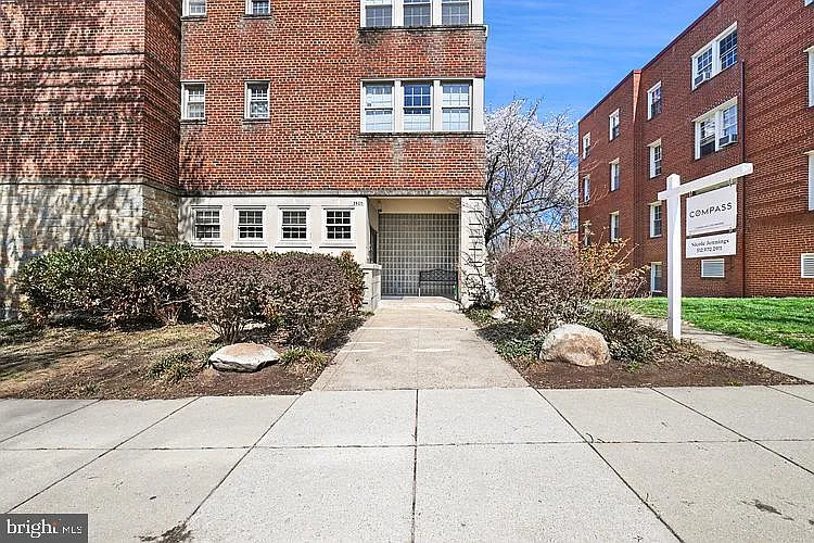 3925 Davis Pl NW #206 — Photo 21