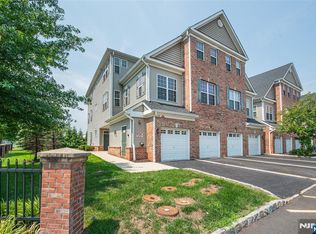 2 Station Sq, Union, NJ 07083