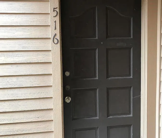 10555 Turtlewood Ct #516 — Photo 3