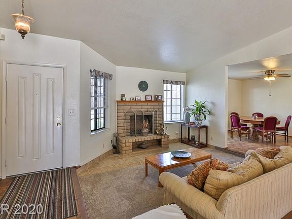 5th image of 5731 E Owens Ave