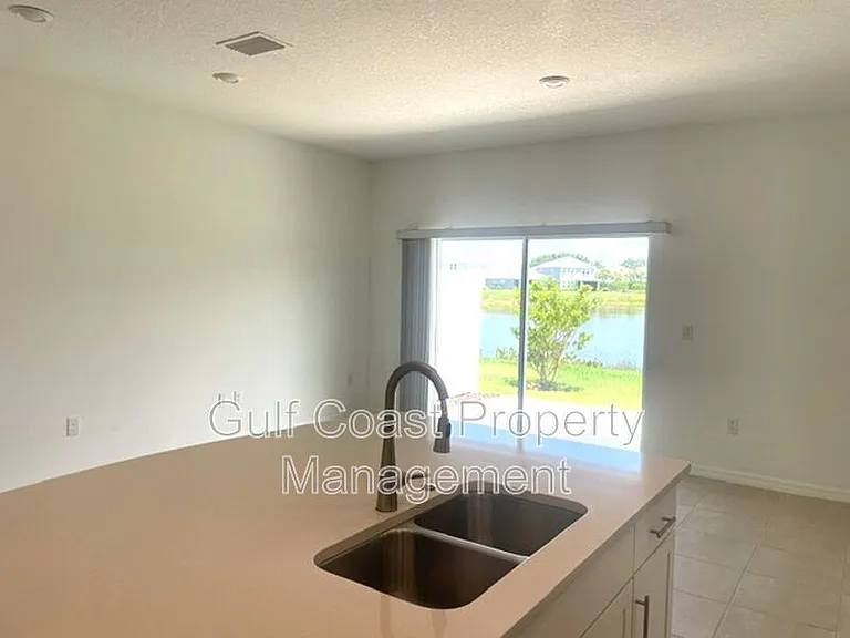 5730 Archipelago St — Photo 6