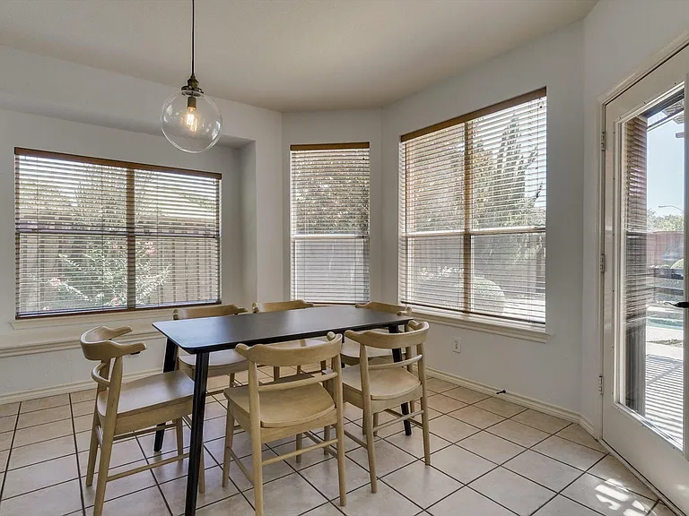 2800 Cherry Spring Ct — Photo 17