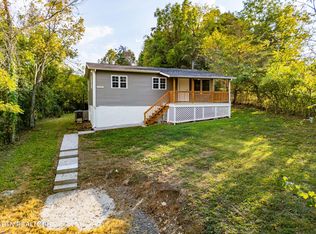 10204 Thorn Grove Pike, Strawberry Plains, TN 37871