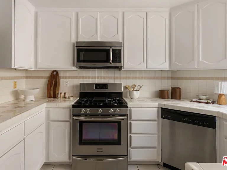 4003 Sunset Dr #8 — Photo 18