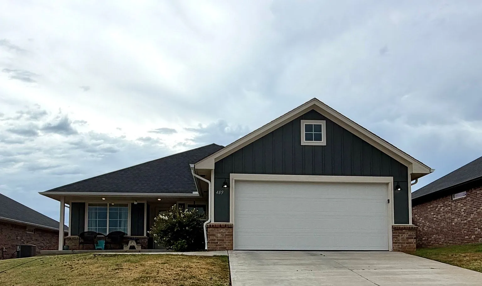 Spacious 4 Bedroom 2 Bathroom Home in Shawnee! — Photo 1