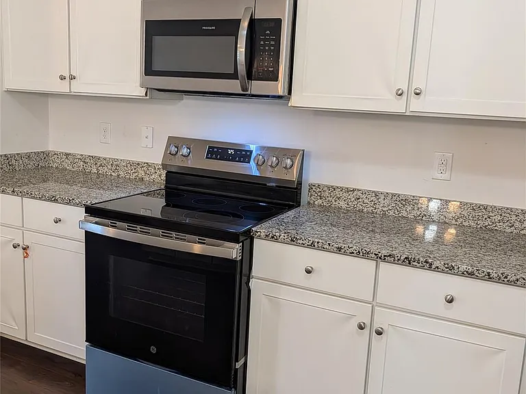 9331 Arbor Creek Dr — Photo 5