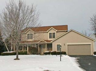 450 Bay Meadow Dr, Webster, NY 14580