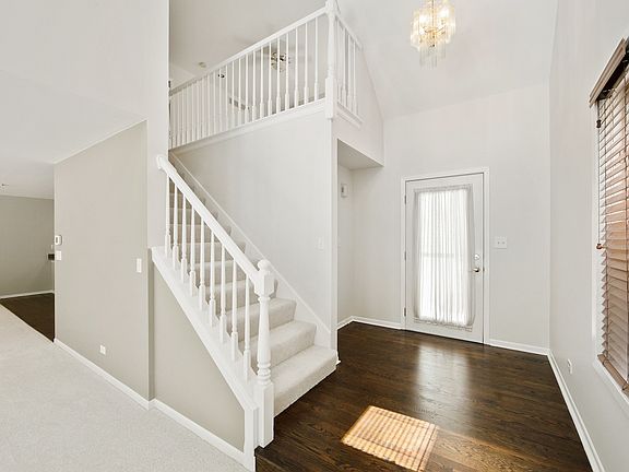 3rd image of 19415 W Forest Ln