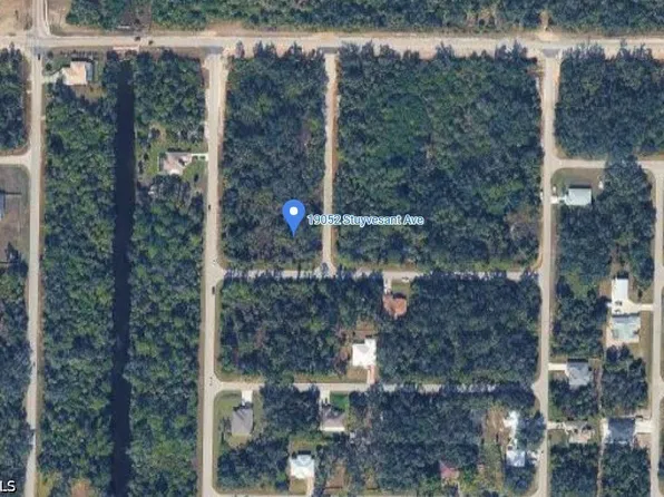 19052 Stuyvesant Ave, Pt Charlotte, FL 33954